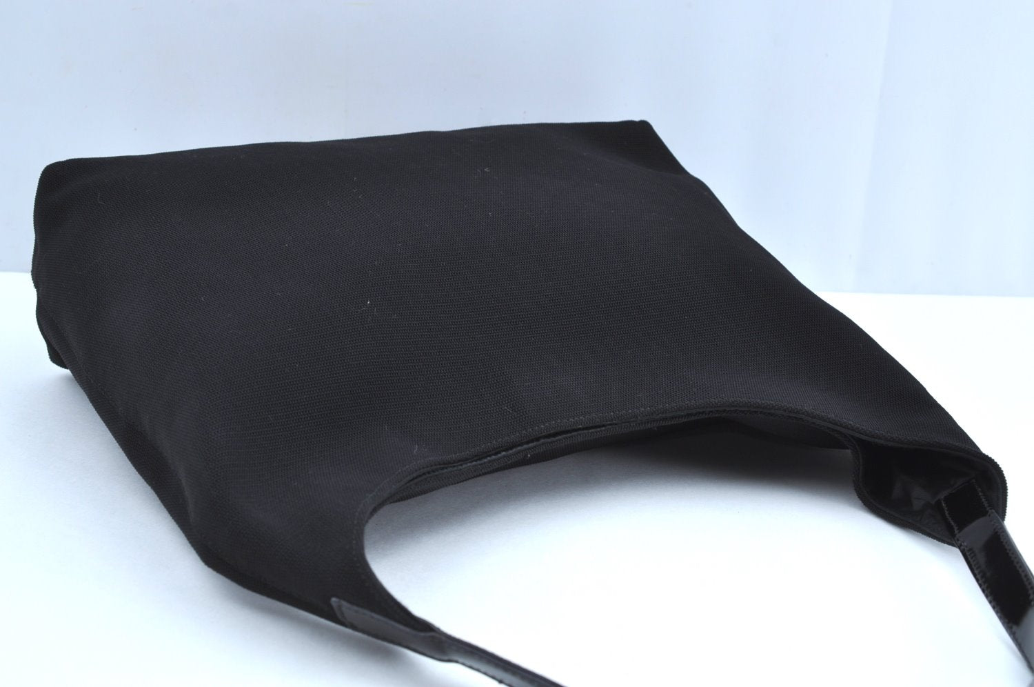 Authentic GUCCI Shoulder Hand Bag Purse Nylon Leather 0013297 Black K6691