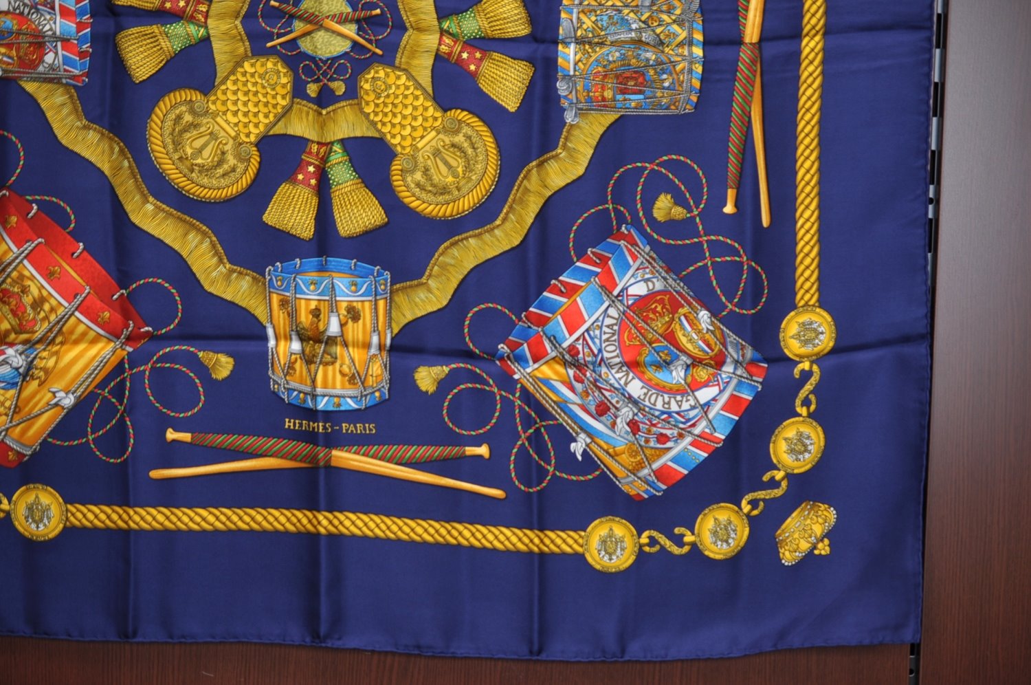 Authentic HERMES Carre 90 Scarf 