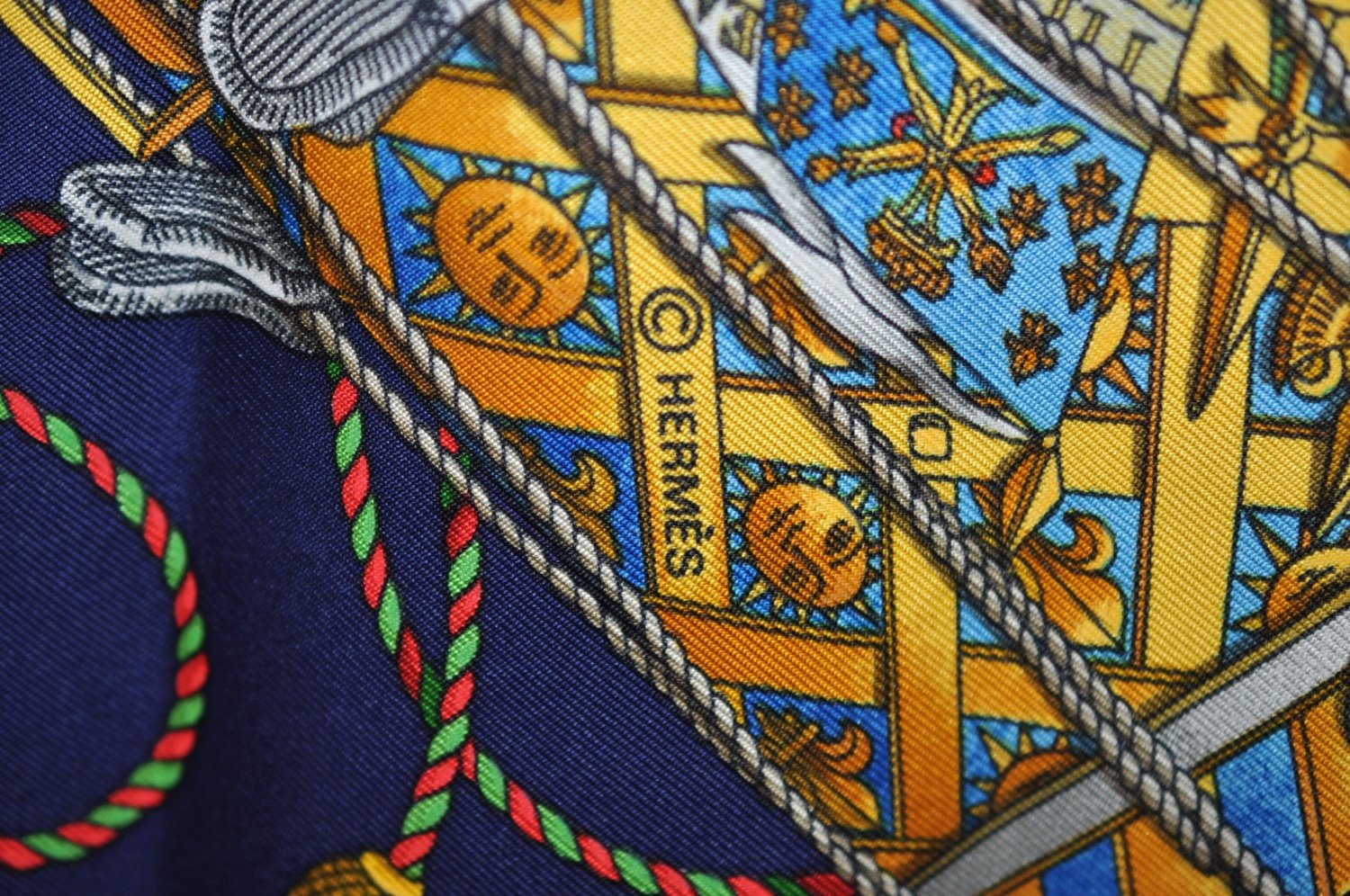 Authentic HERMES Carre 90 Scarf 