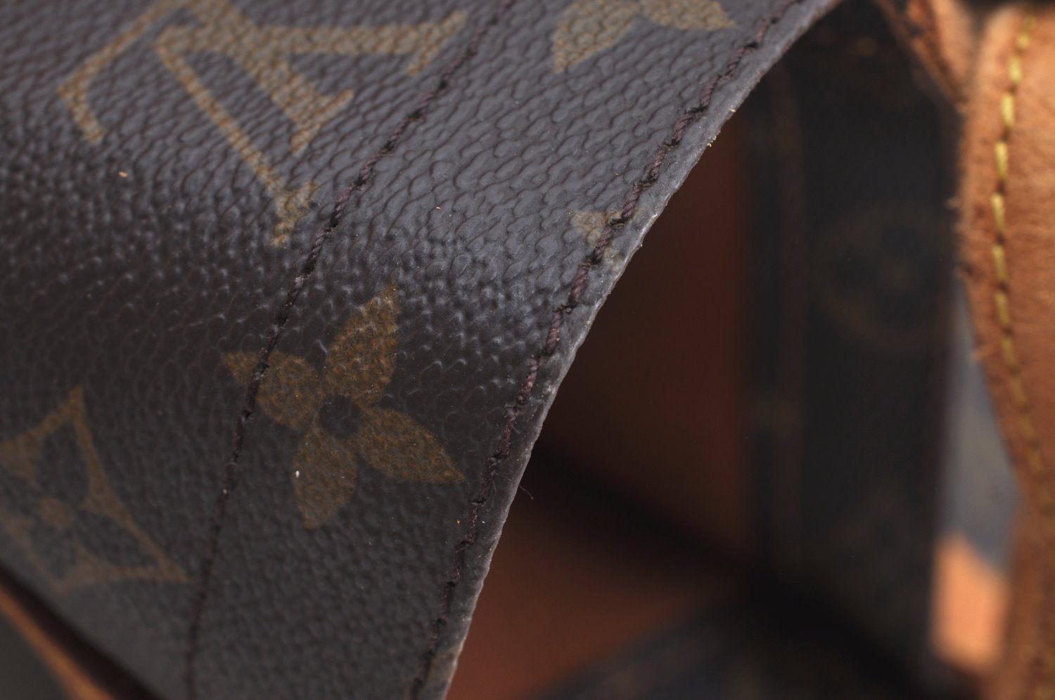 Authentic Louis Vuitton Monogram Randonnee GM Shoulder Bag M42244 LV K6744