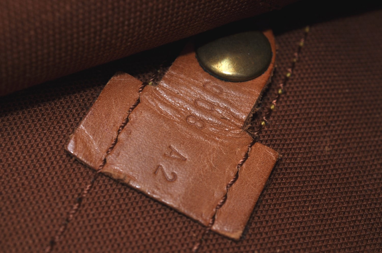 Authentic Louis Vuitton Monogram Randonnee GM Shoulder Bag M42244 LV K6744