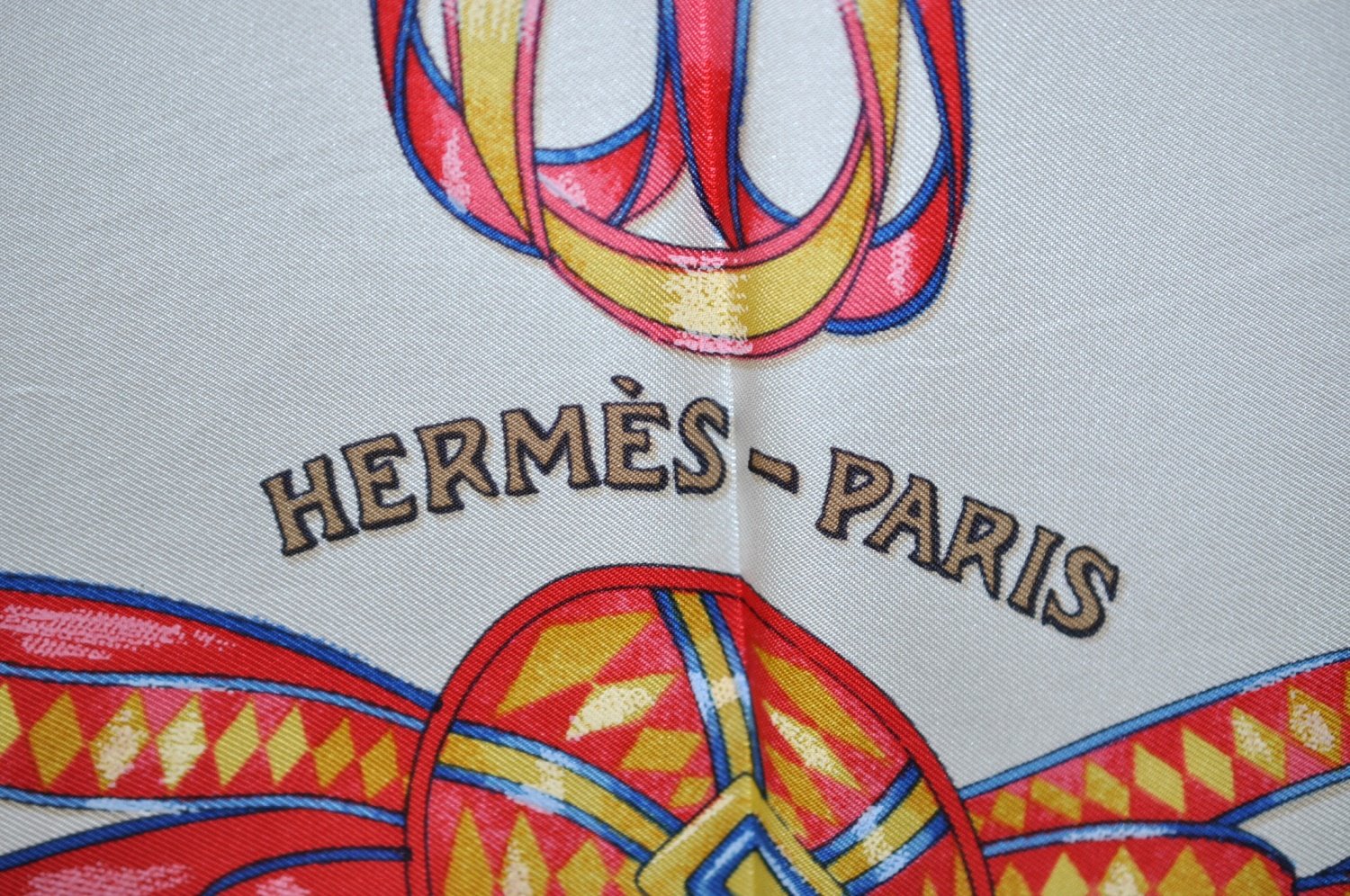 Authentic HERMES Carre 90 Scarf 