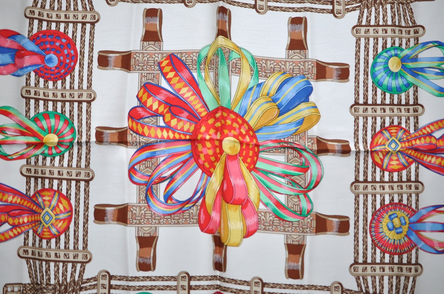 Authentic HERMES Carre 90 Scarf 