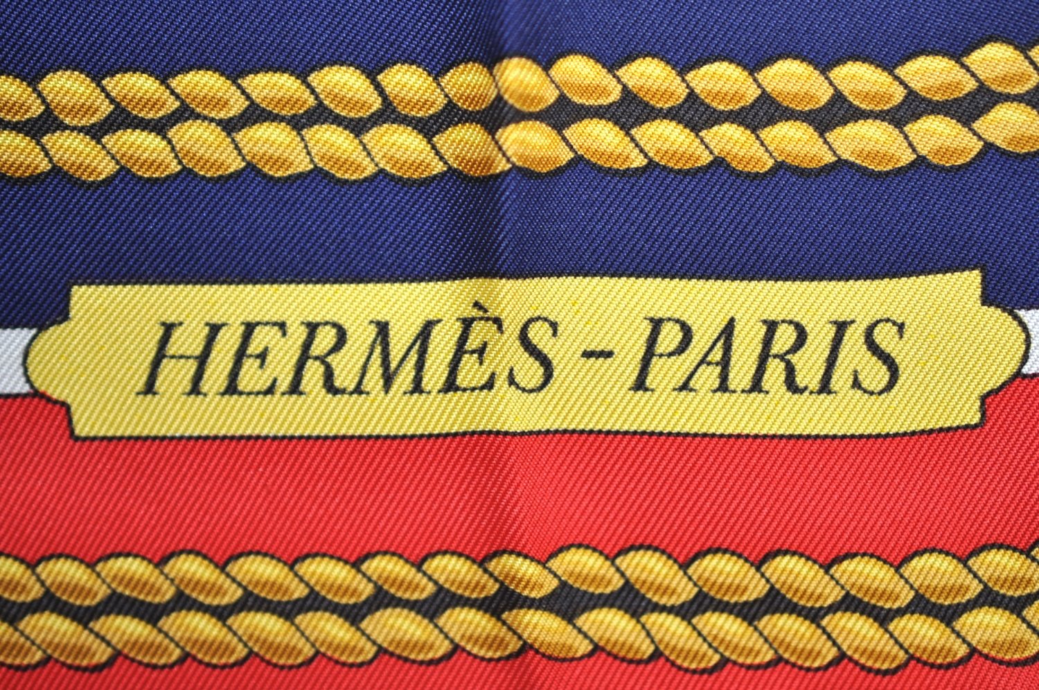 Authentic HERMES Carre 90 Scarf 