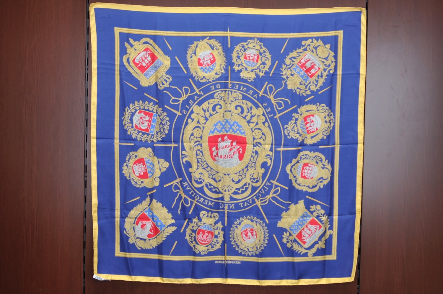 Authentic HERMES Carre 90 Scarf 