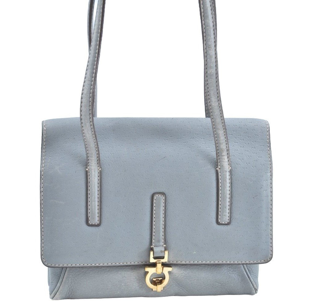 Authentic Salvatore Ferragamo Gancini Leather Shoulder Hand Bag Light Gray K6833