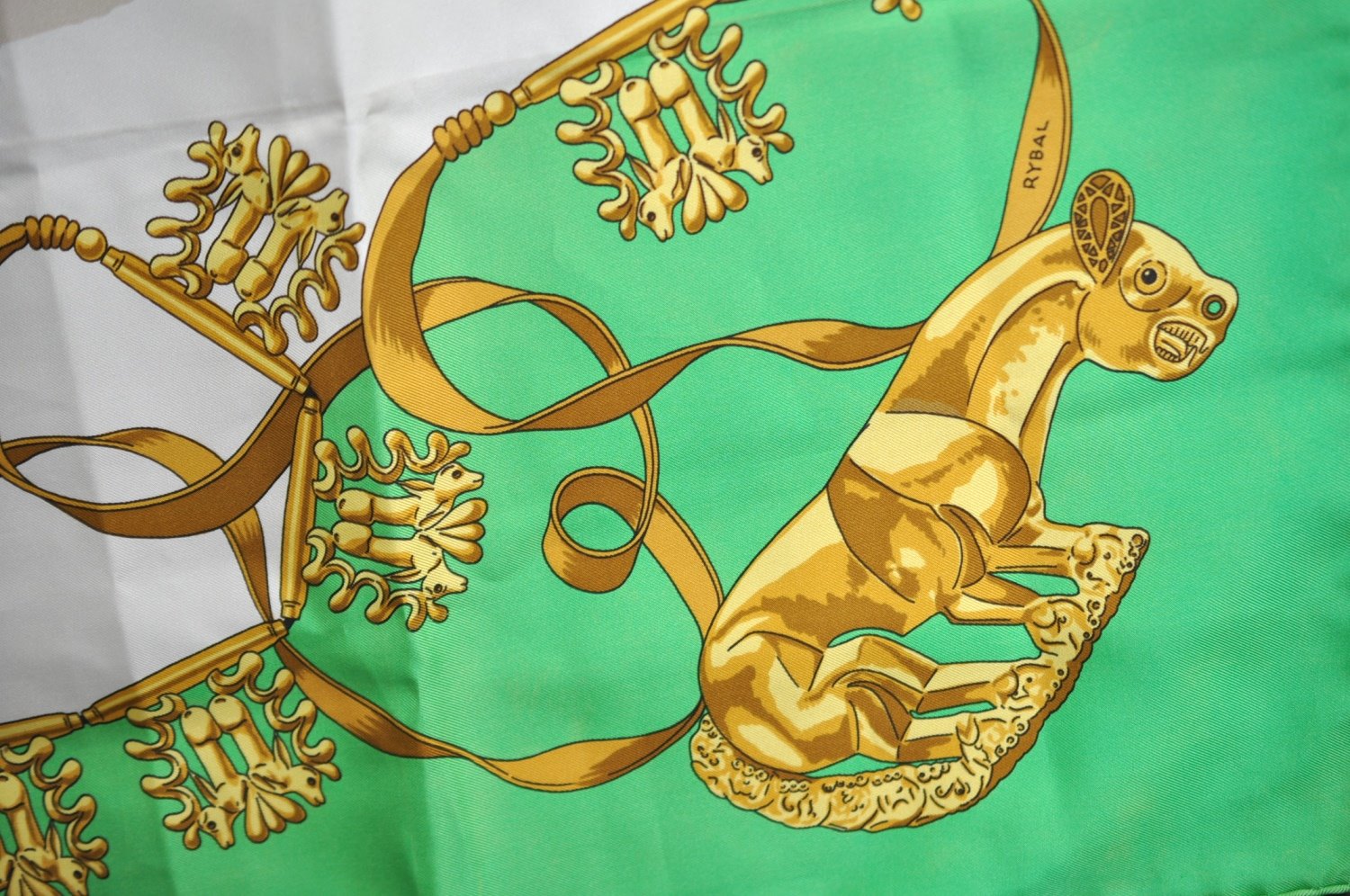 Authentic HERMES Carre 90 Scarf 