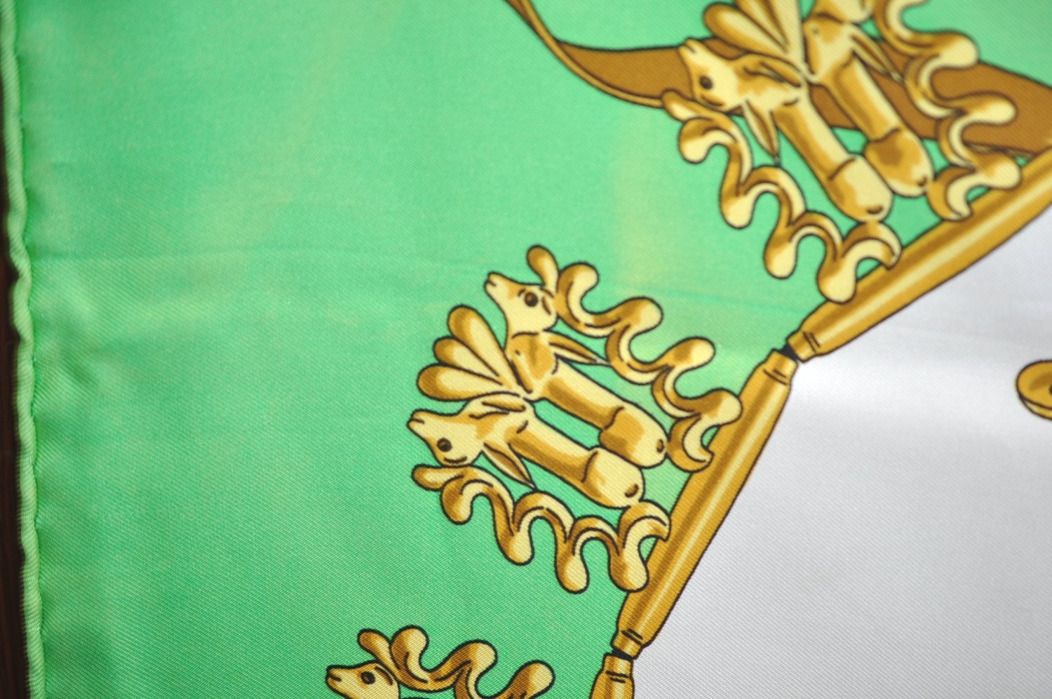 Authentic HERMES Carre 90 Scarf 