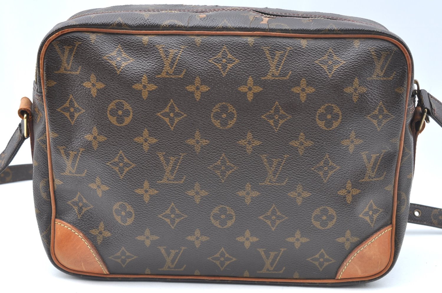 Authentic Louis Vuitton Monogram Nile Shoulder Cross Body Bag M45244 LV K6868