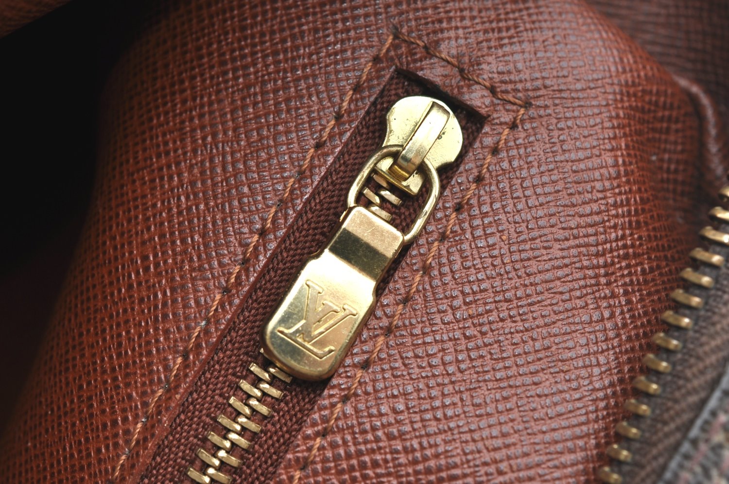 Authentic Louis Vuitton Monogram Nile Shoulder Cross Body Bag M45244 LV K6868