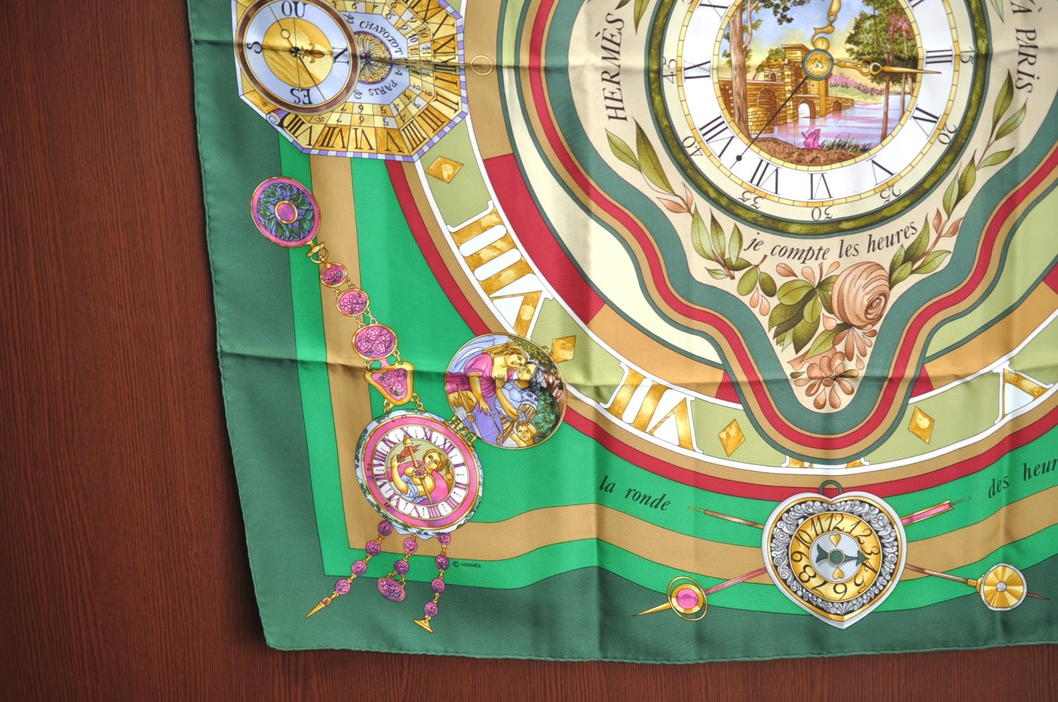 Authentic HERMES Carre 90 Scarf 