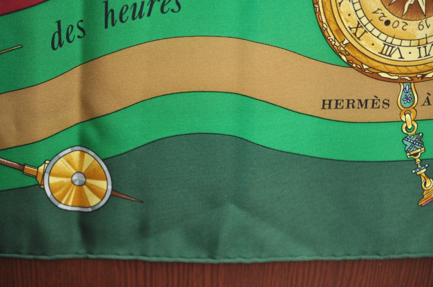 Authentic HERMES Carre 90 Scarf 