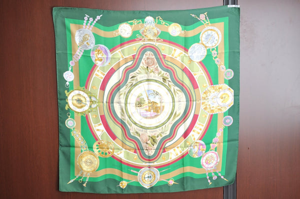 Authentic HERMES Carre 90 Scarf "parmi les fleurs je compt" Silk Green K6871