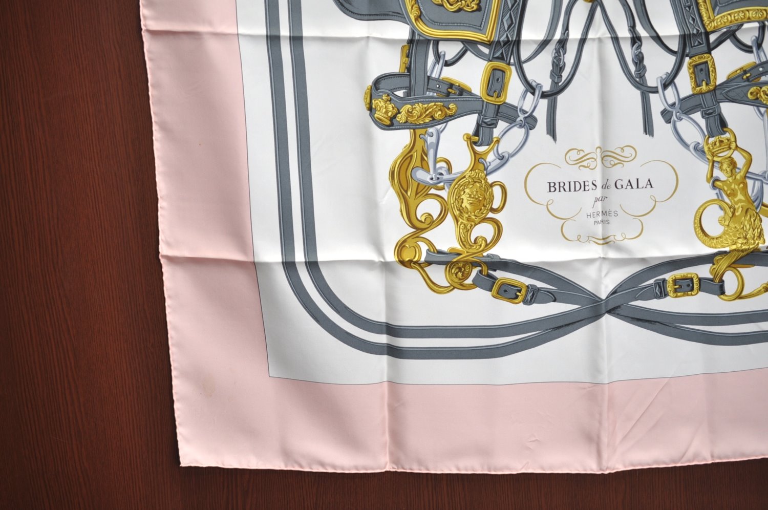 Authentic HERMES Carre 90 Scarf 