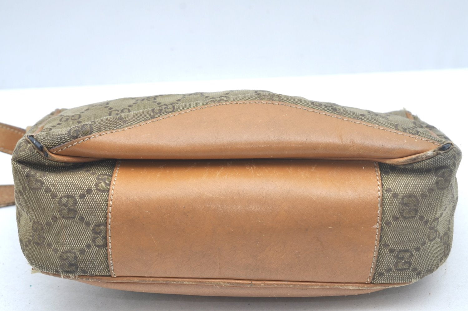 Authentic GUCCI Shoulder Cross Body Bag GG Canvas Leather Brown Junk K6918