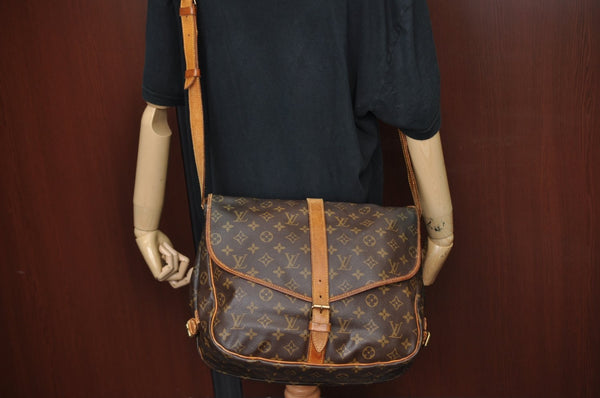 Authentic Louis Vuitton Monogram Saumur 35 Shoulder Cross Bag M42254 LV K6924