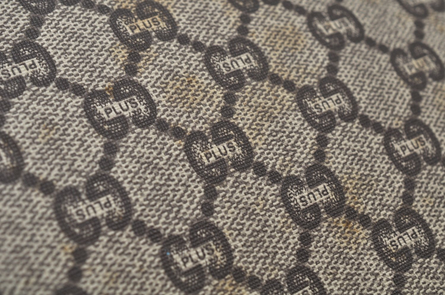 Authentic GUCCI GG Plus Vintage Clutch Hand Bag Purse PVC Leather Brown K6929