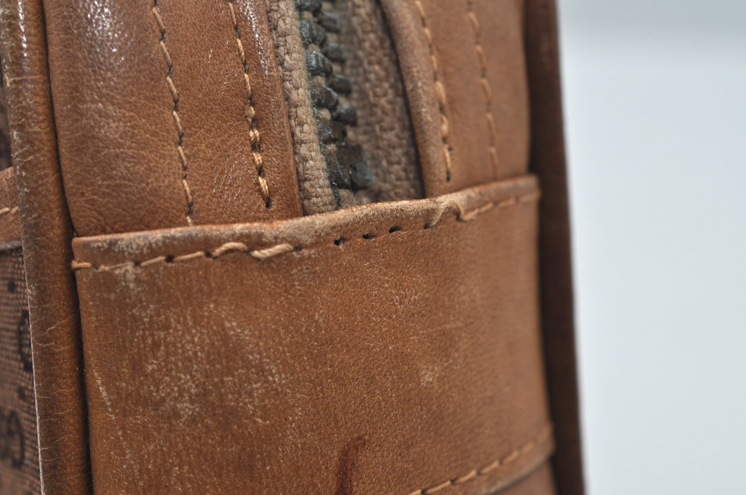 Authentic GUCCI Vintage Micro GG Canvas Leather Clutch Bag Brown K6930