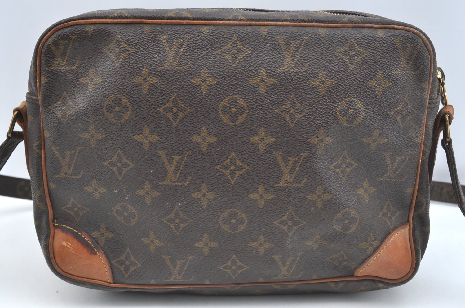 Authentic Louis Vuitton Monogram Nile Shoulder Cross Body Bag M45244 LV K7026