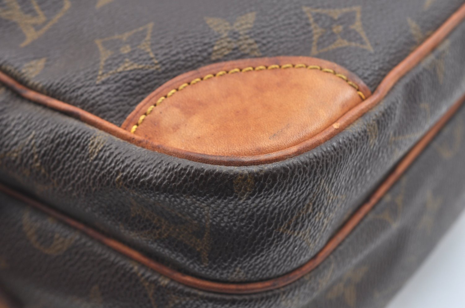 Authentic Louis Vuitton Monogram Nile Shoulder Cross Body Bag M45244 LV K7026