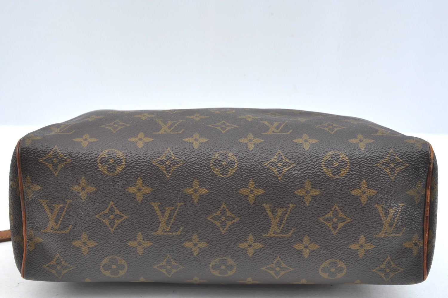 Authentic Louis Vuitton Monogram Tulleries MM Shoulder Bag M51348 LV Junk K7031