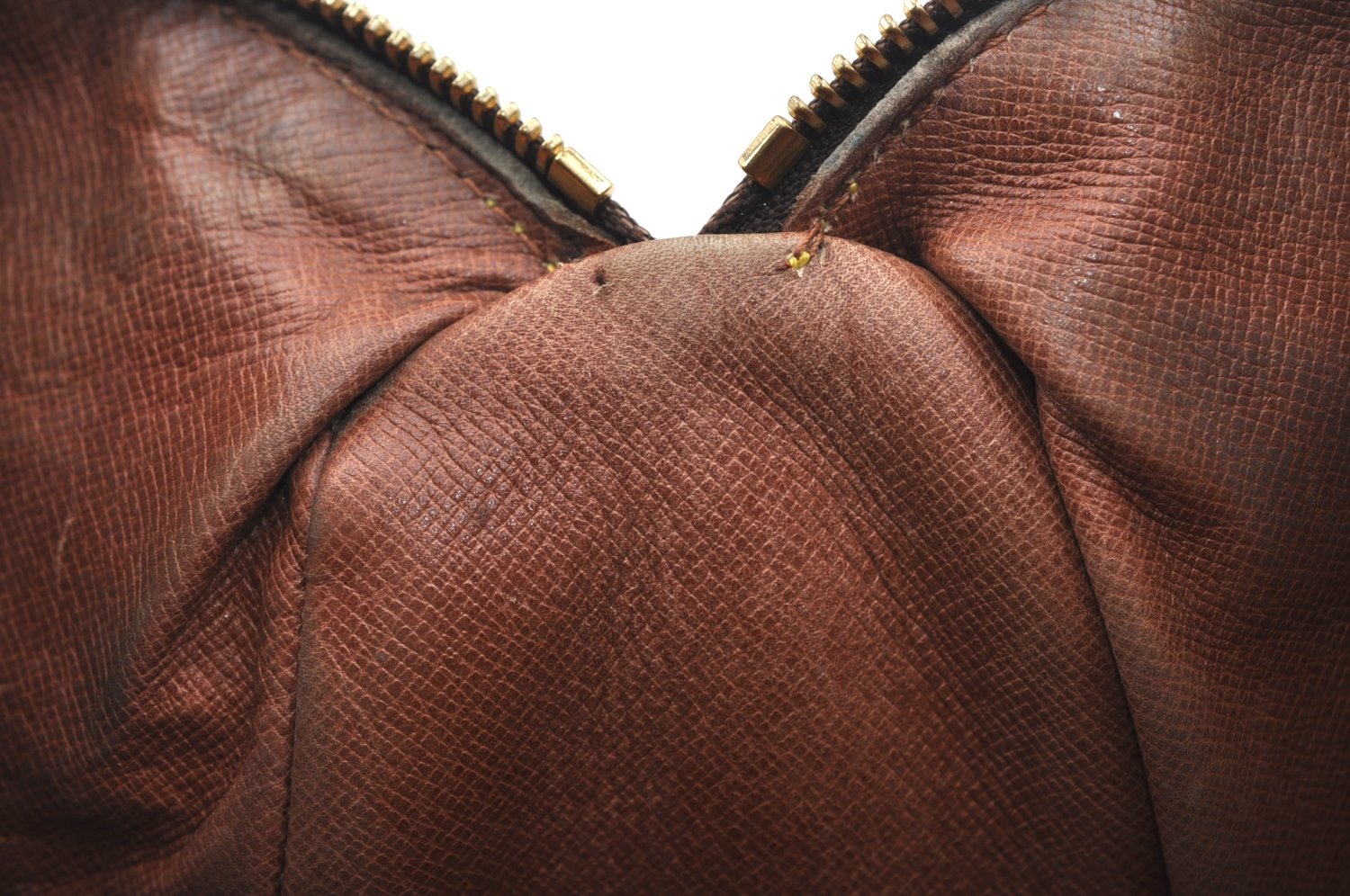 Authentic Louis Vuitton Monogram Tulleries MM Shoulder Bag M51348 LV Junk K7031