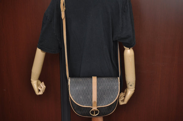Authentic Christian Dior Honeycomb Shoulder Cross Bag PVC Leather Black K7048