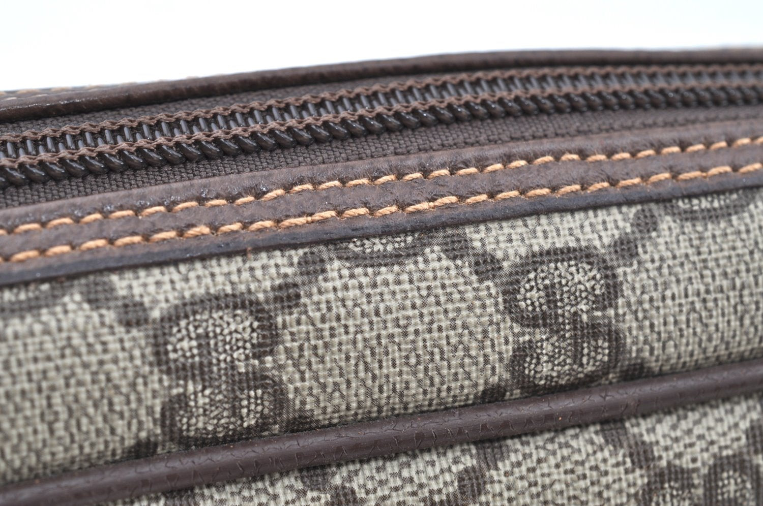 Authentic GUCCI Vintage Clutch Hand Bag Purse GG PVC Leather Brown Junk K7072