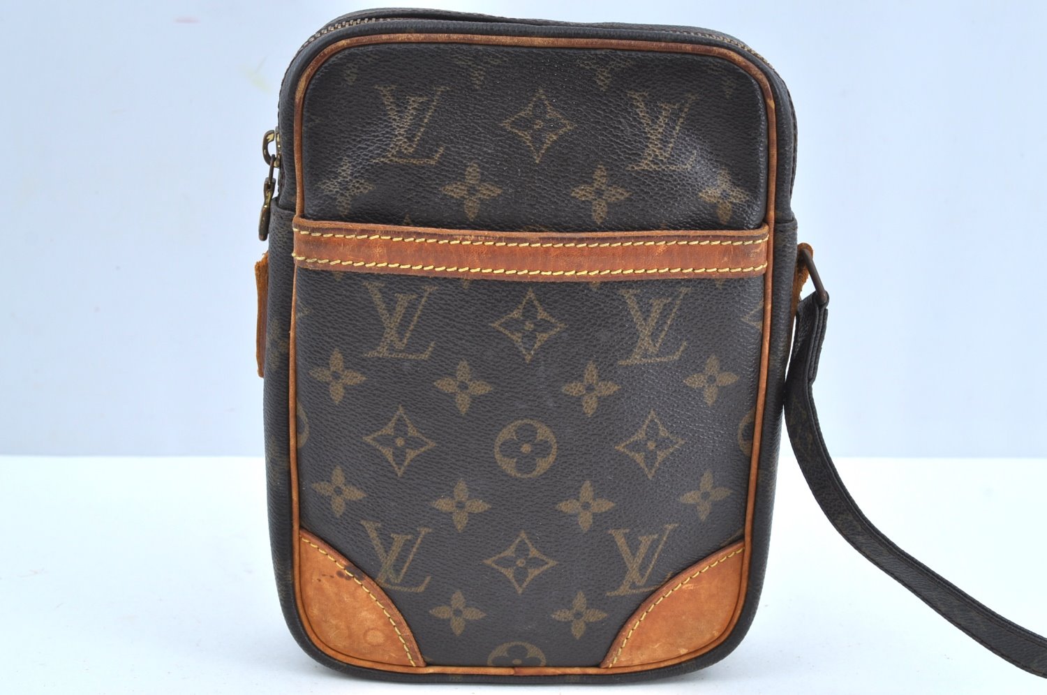 Authentic Louis Vuitton Monogram Danube Shoulder Cross Bag M45266 LV Junk K7098