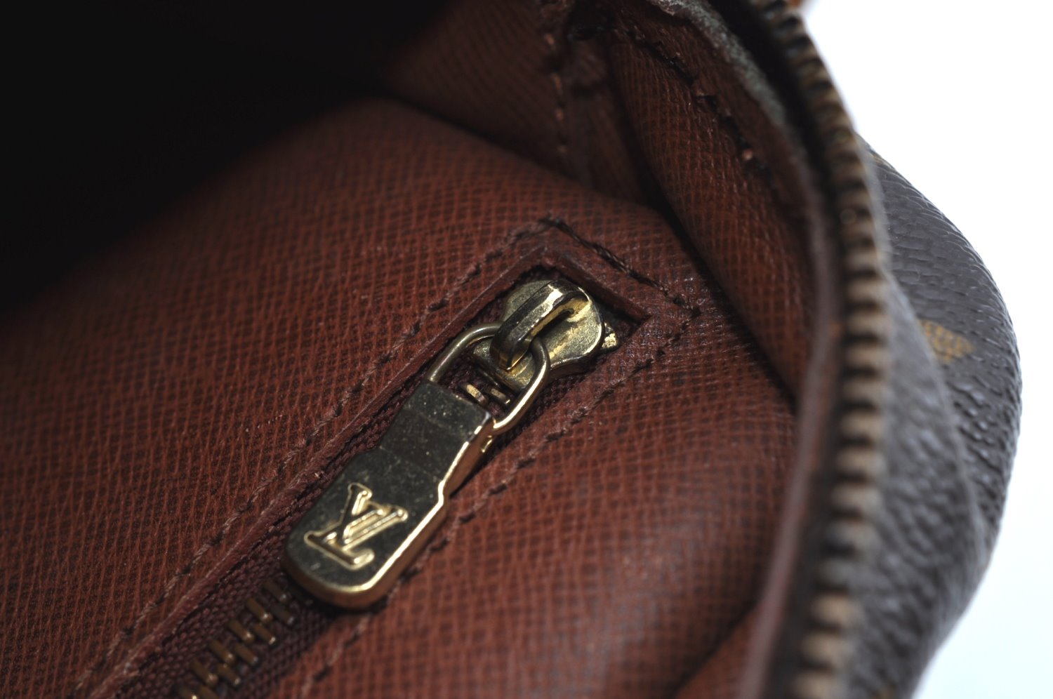 Auth Louis Vuitton Monogram Trocadero 30 Shoulder Cross Bag M51272 Junk. K7178