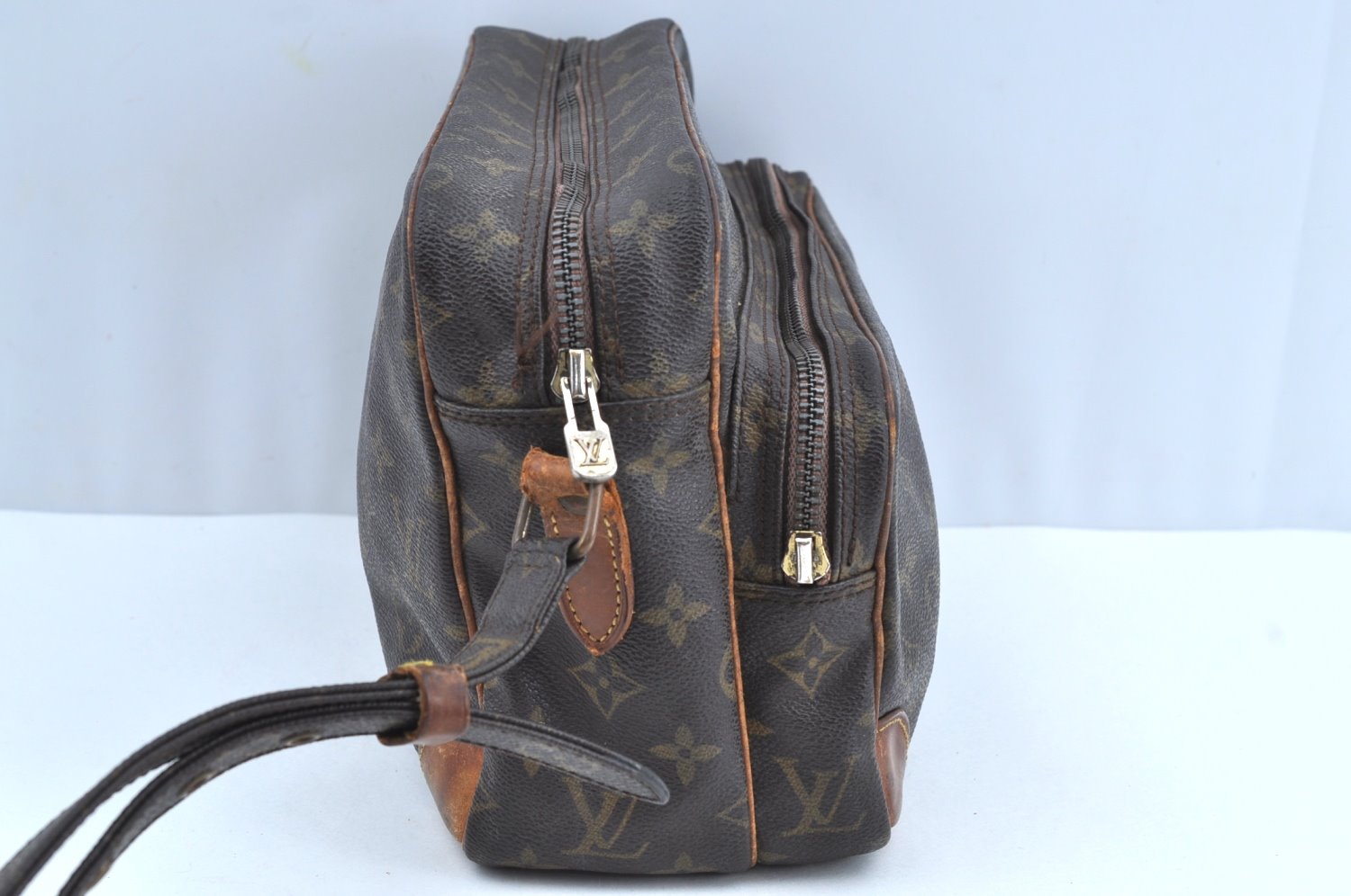 Authentic Louis Vuitton Monogram Nile Shoulder Cross Body Bag M45244 Junk K7195