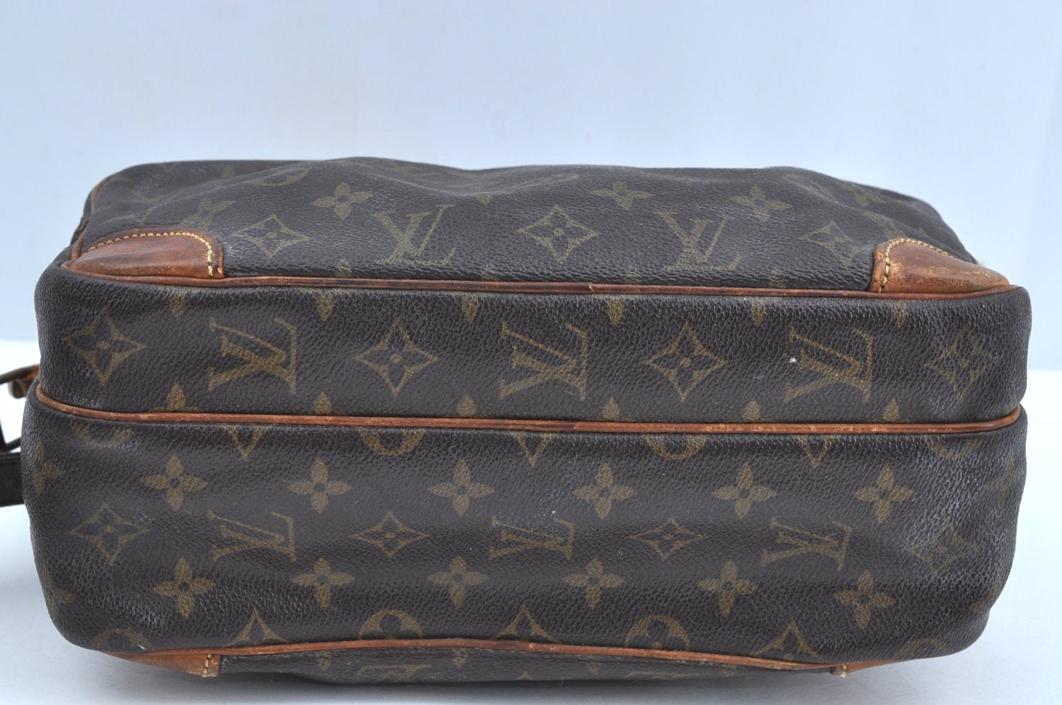 Authentic Louis Vuitton Monogram Nile Shoulder Cross Body Bag M45244 Junk K7195