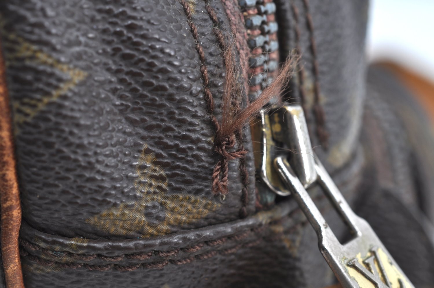 Authentic Louis Vuitton Monogram Nile Shoulder Cross Body Bag M45244 Junk K7195