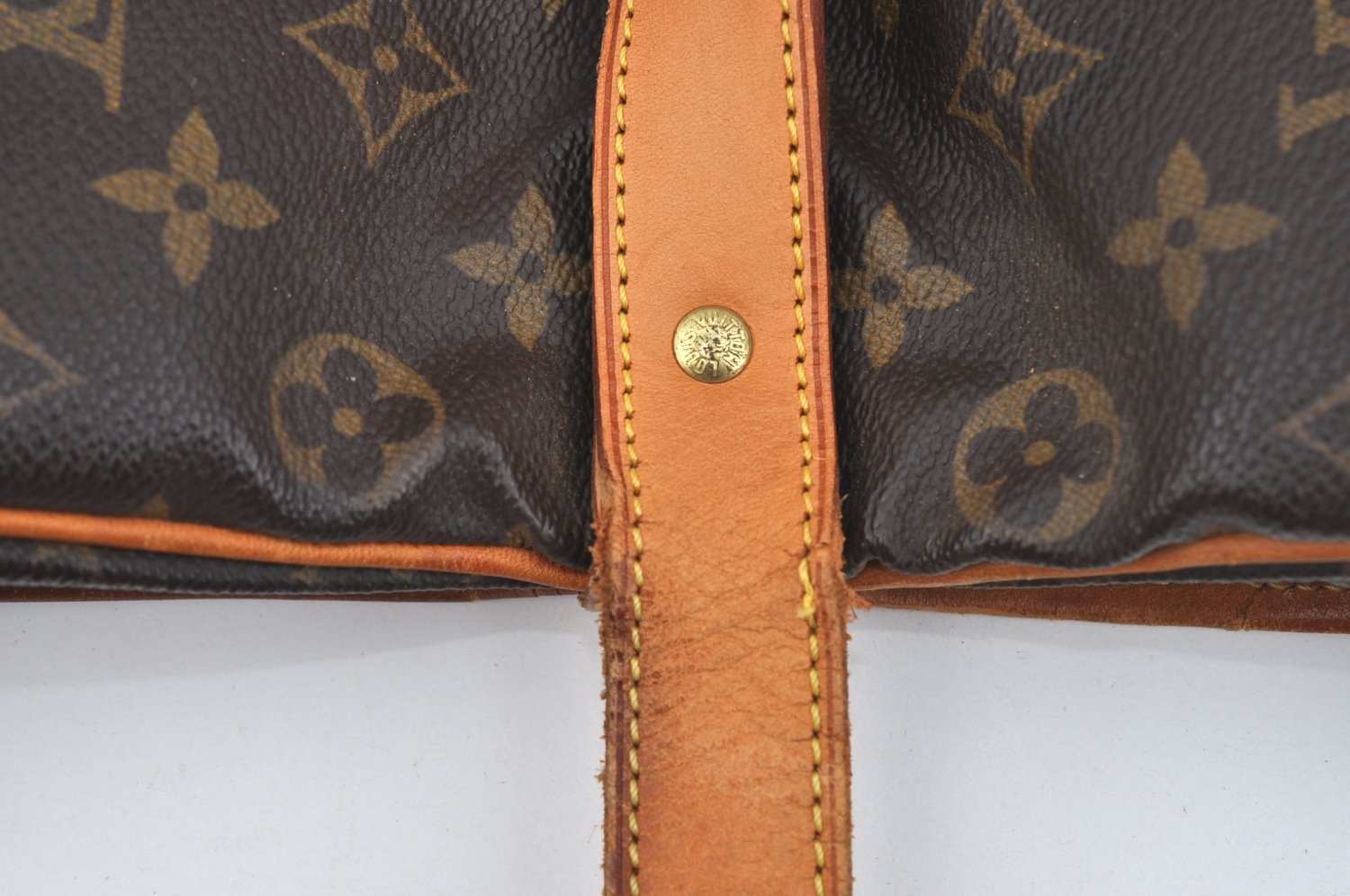 Authentic Louis Vuitton Monogram Saumur 35 Shoulder Cross Bag M42254 LV K7196