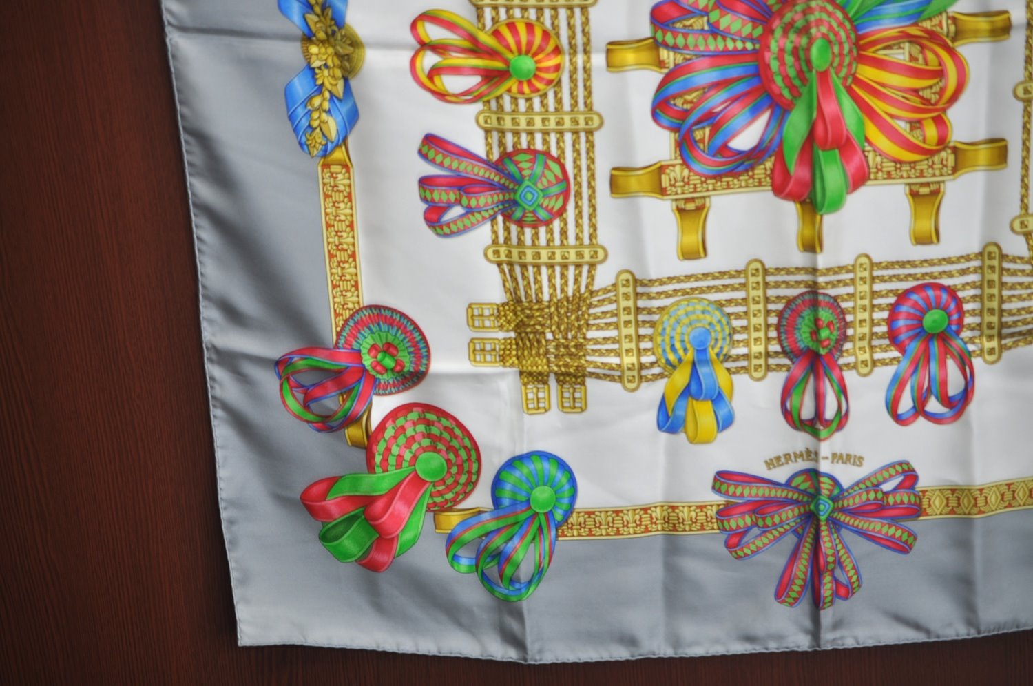 Authentic HERMES Carre 90 Scarf 