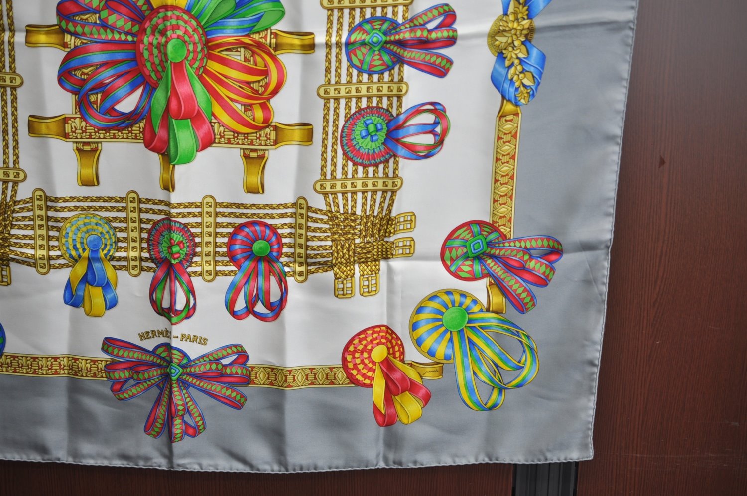 Authentic HERMES Carre 90 Scarf 