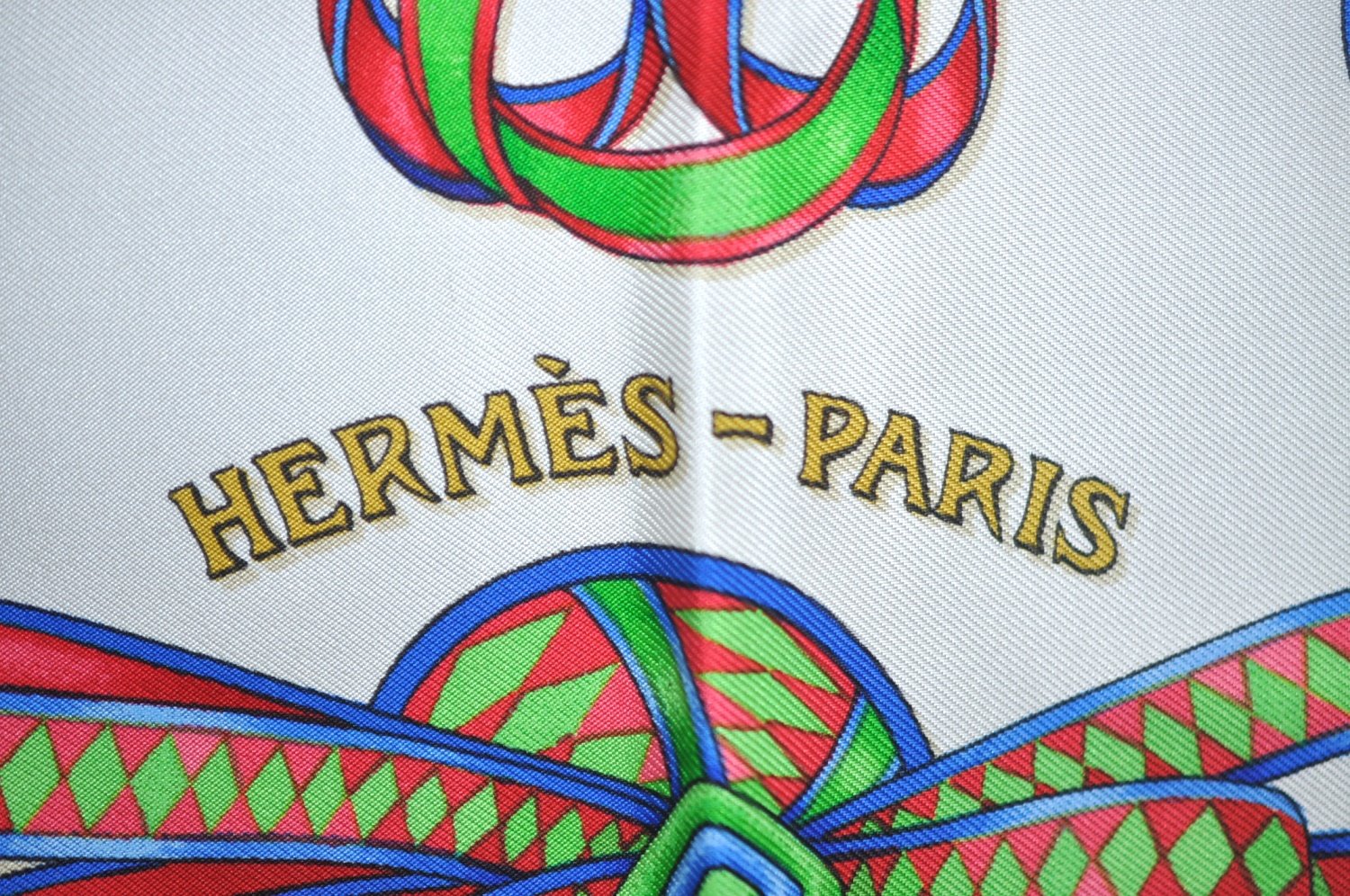 Authentic HERMES Carre 90 Scarf 