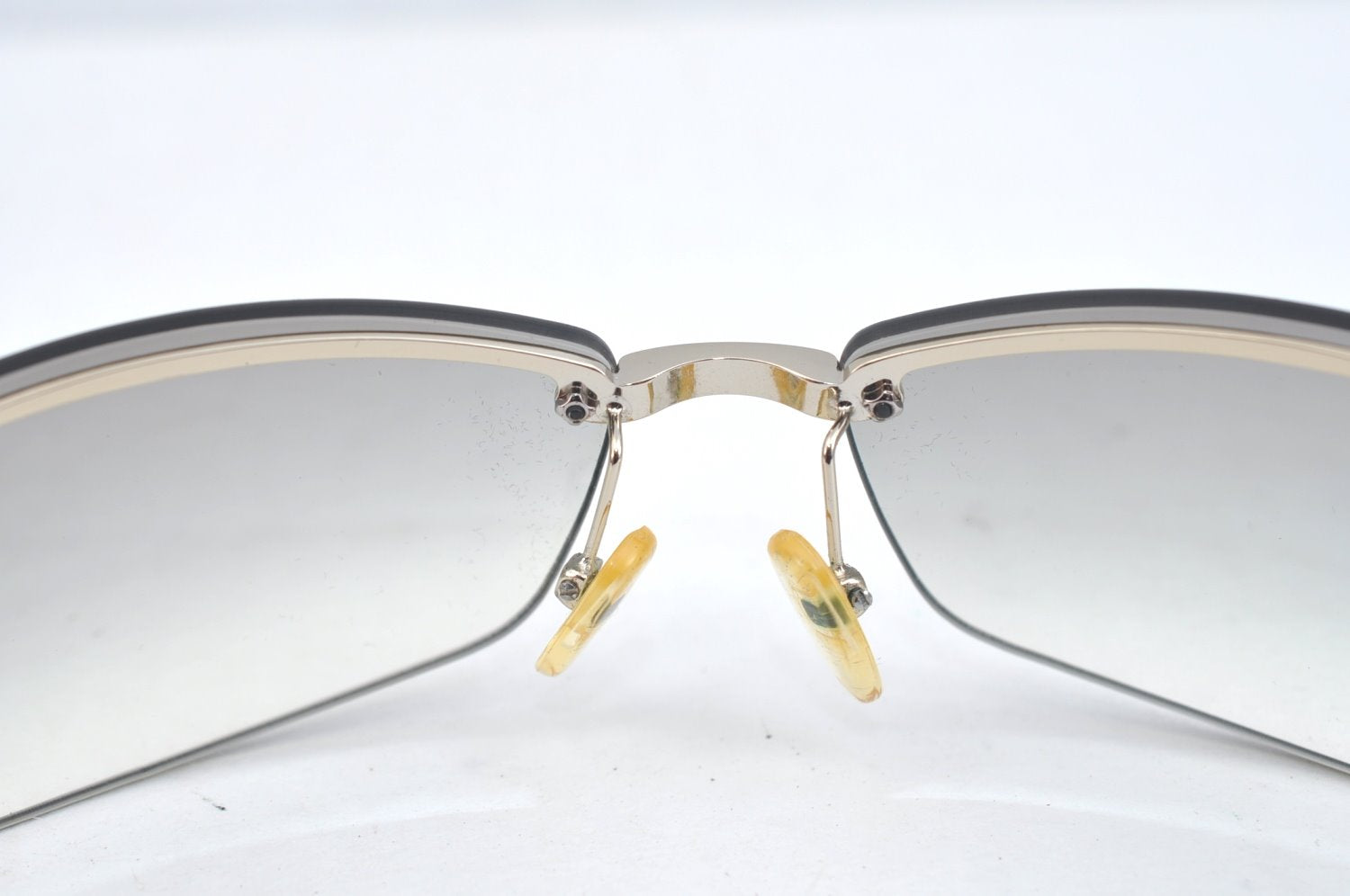 Authentic GUCCI Vintage Sunglasses GG 1793/S 3YG29 Titanium Silver K7222