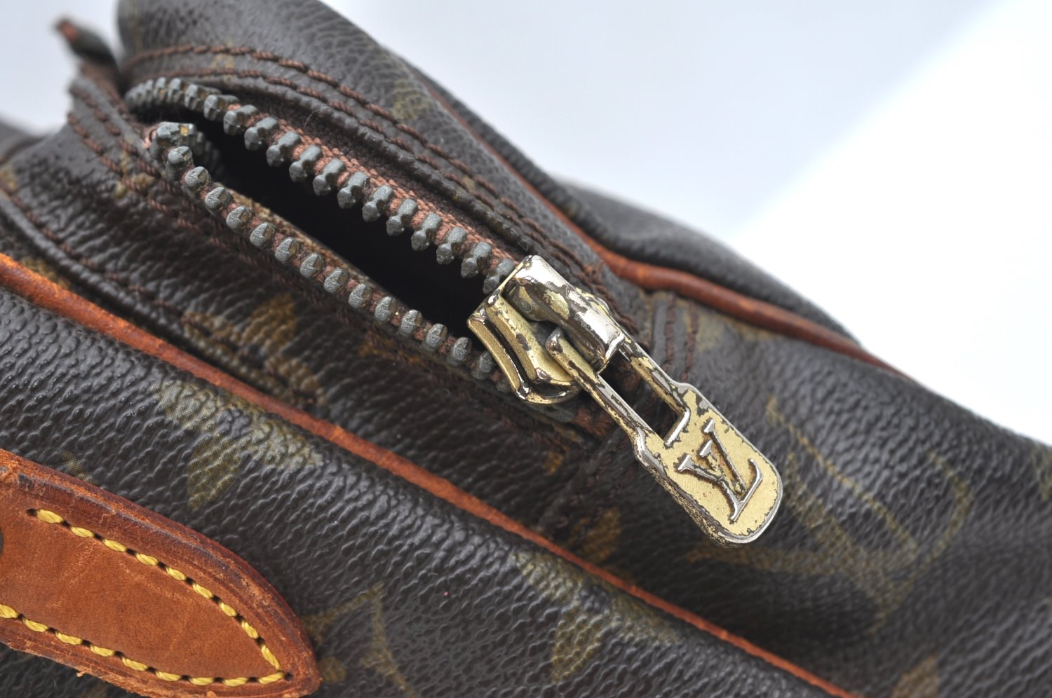 Authentic Louis Vuitton Monogram Amazone Shoulder Cross Bag M45236 Junk K7233