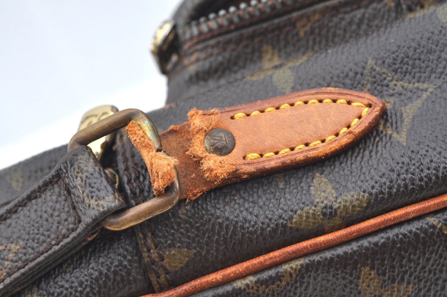 Authentic Louis Vuitton Monogram Amazone Shoulder Cross Bag M45236 Junk K7233