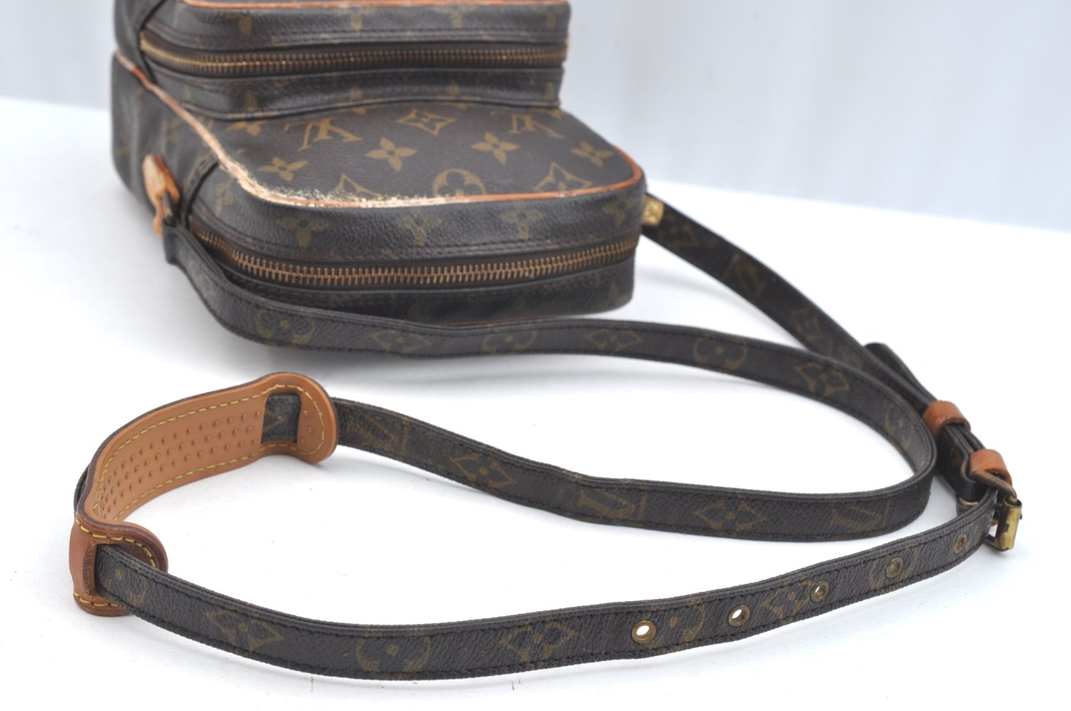 Authentic Louis Vuitton Monogram Amazone Shoulder Cross Body Bag M45236 LV K7245