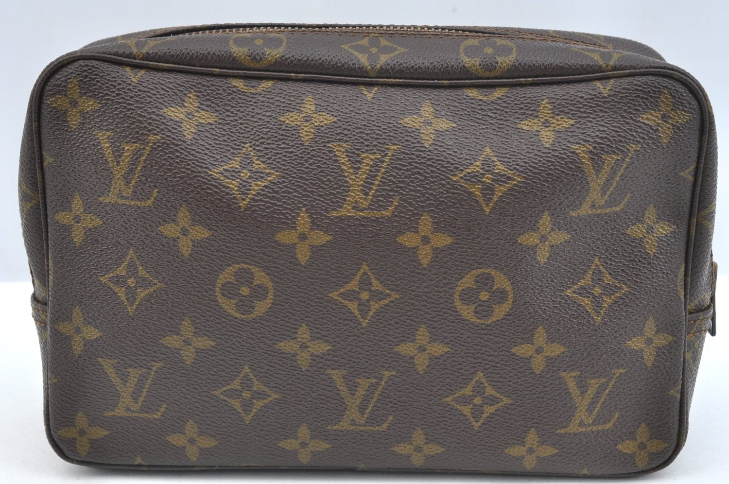 Auth Louis Vuitton Monogram Trousse Toilette 23 Clutch Hand Bag Old Model K7288