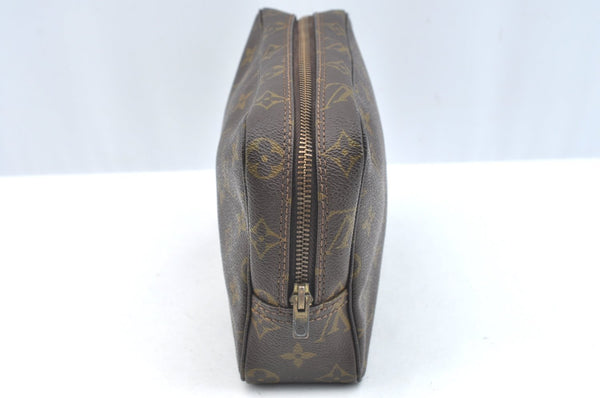 Auth Louis Vuitton Monogram Trousse Toilette 23 Clutch Hand Bag Old Model K7288