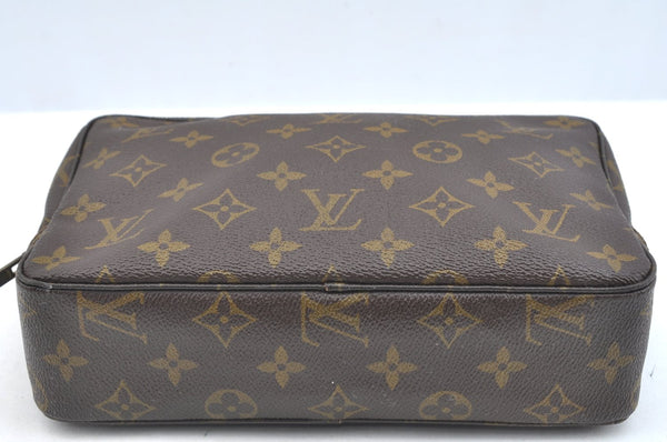 Auth Louis Vuitton Monogram Trousse Toilette 23 Clutch Hand Bag Old Model K7288