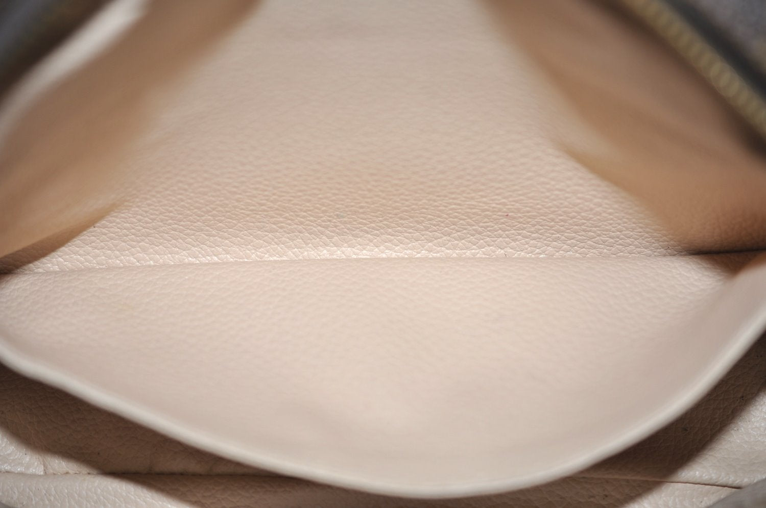 Auth Louis Vuitton Monogram Trousse Toilette 23 Clutch Hand Bag Old Model K7288