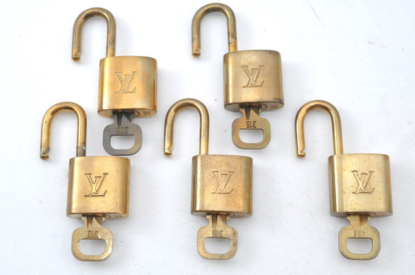 Authentic Louis Vuitton Padlock & Keys 10Set LV K7306