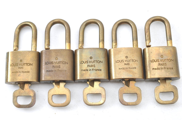 Authentic Louis Vuitton Padlock & Keys 10Set LV K7307