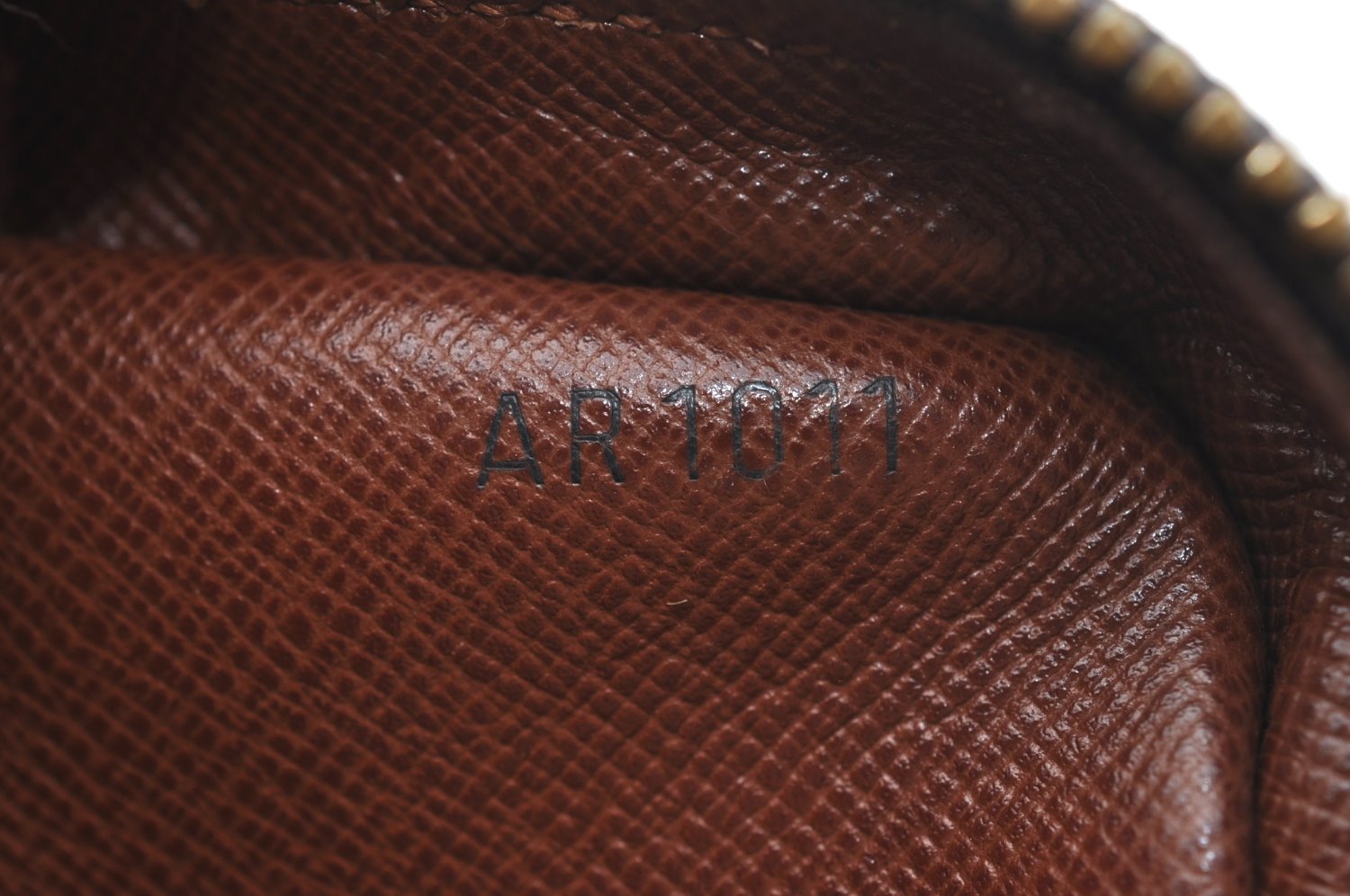 Authentic Louis Vuitton Monogram Amazone Shoulder Cross Body Bag M45236 LV K7308