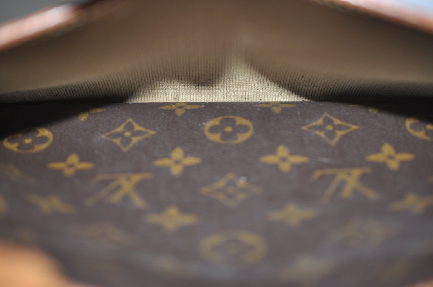Authentic Louis Vuitton Monogram Deauville Hand Bag M47270 LV Junk K7322