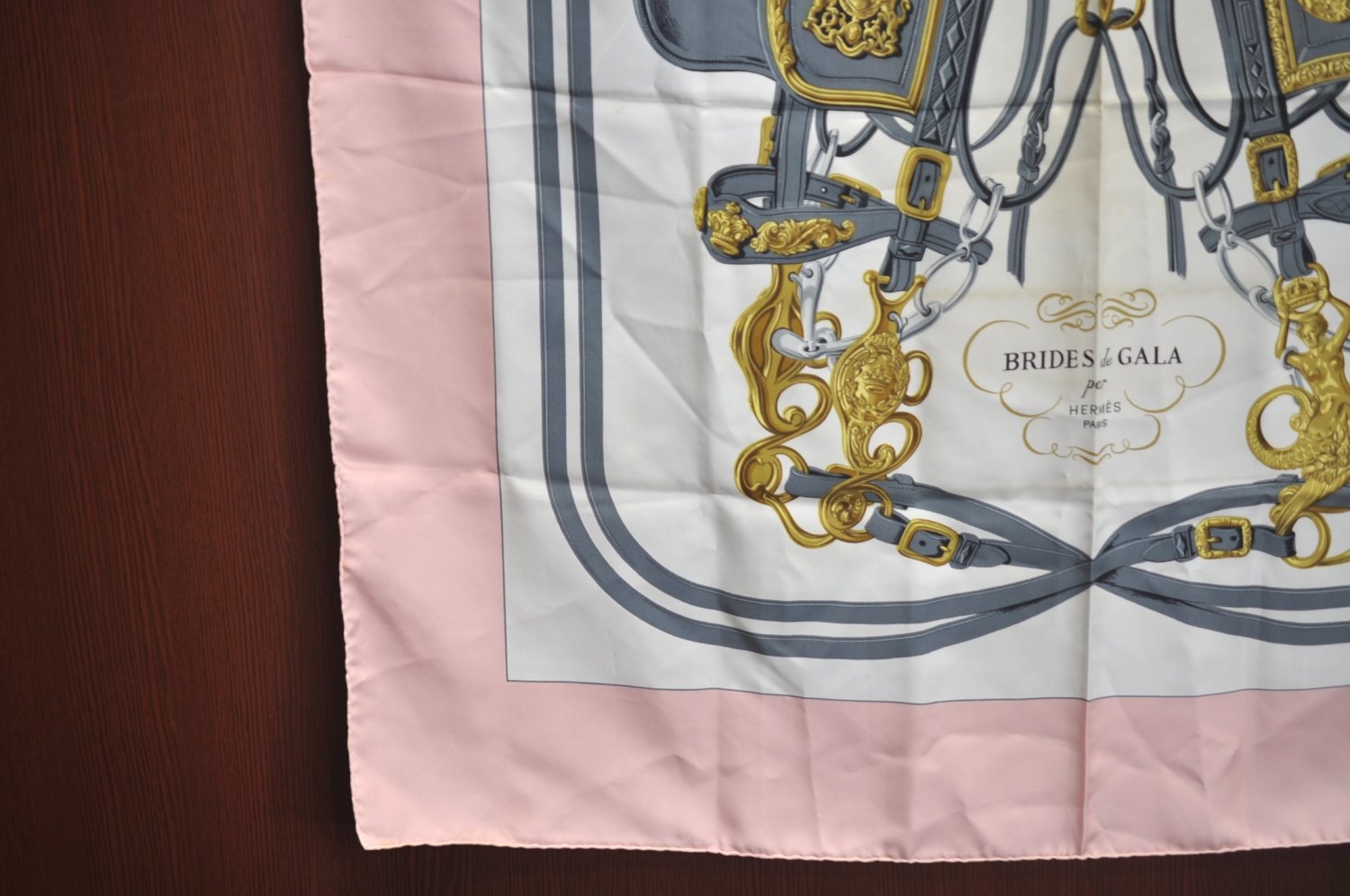 Authentic HERMES Carre 90 Scarf 